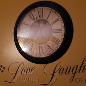 Meet your Posher, Markezi